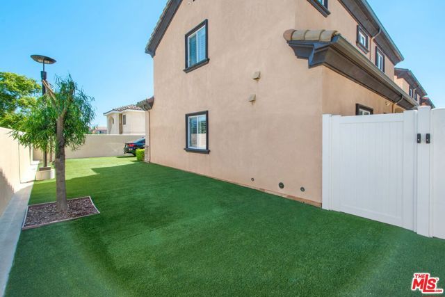 6522 Walker Avenue 7, Bell, CA 90201