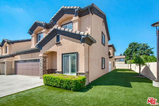 6522 Walker Avenue 7, Bell, CA 90201