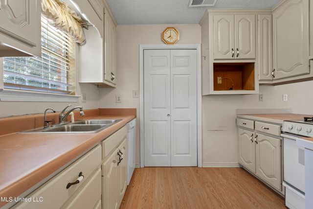 10200 Blossom Street, Vancleave, MS 39565