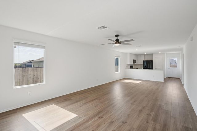 505 Sergeant Murphy RD, Jarrell, TX 76537