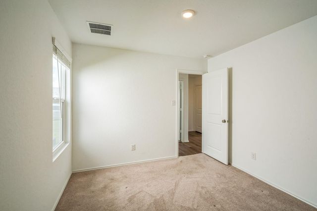 505 Sergeant Murphy RD, Jarrell, TX 76537