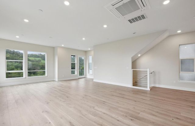 2322 Red Oak Court, San Mateo, CA 94403