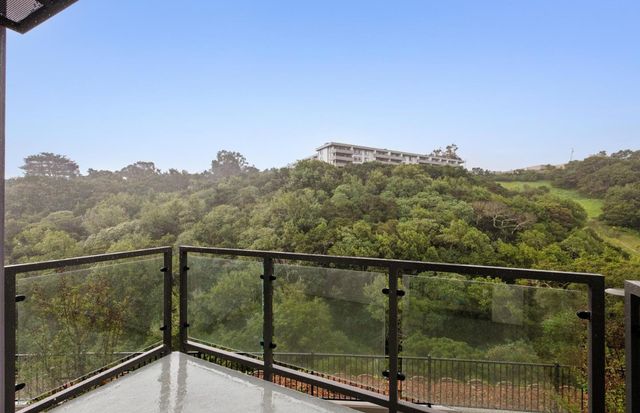 2322 Red Oak Court, San Mateo, CA 94403