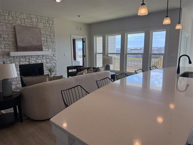 20803 W 188th Terrace, Spring Hill, KS 66083