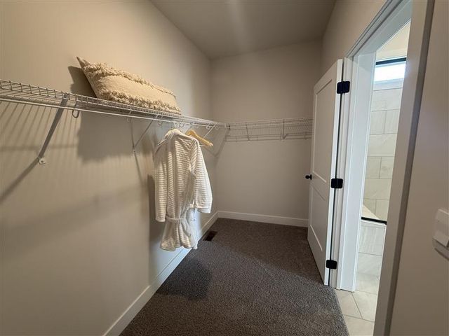 20803 W 188th Terrace, Spring Hill, KS 66083