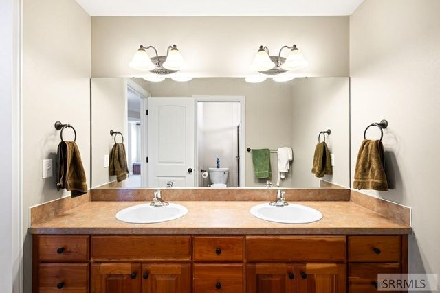 165 Fairhills Circle, Idaho Falls, ID 83401