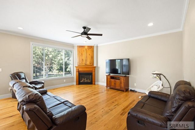 165 Fairhills Circle, Idaho Falls, ID 83401