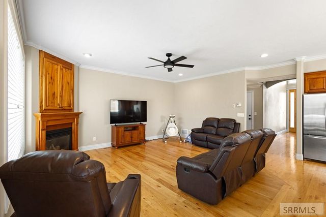 165 Fairhills Circle, Idaho Falls, ID 83401