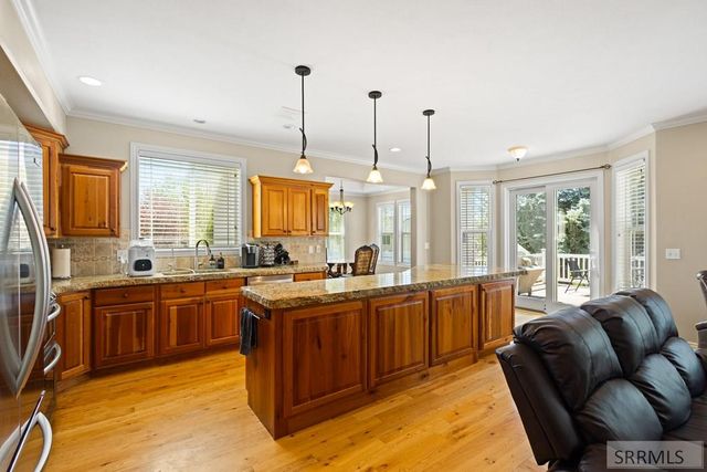 165 Fairhills Circle, Idaho Falls, ID 83401