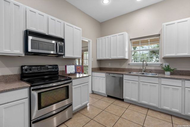 26517 S Glenrose, San Antonio, TX 78260