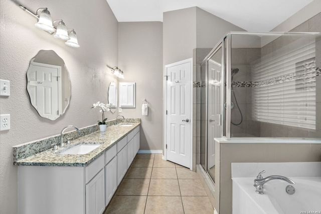 26517 S Glenrose, San Antonio, TX 78260