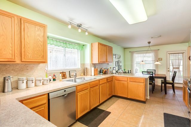 3722 S Peach Hollow Circle, Pearland, TX 77584