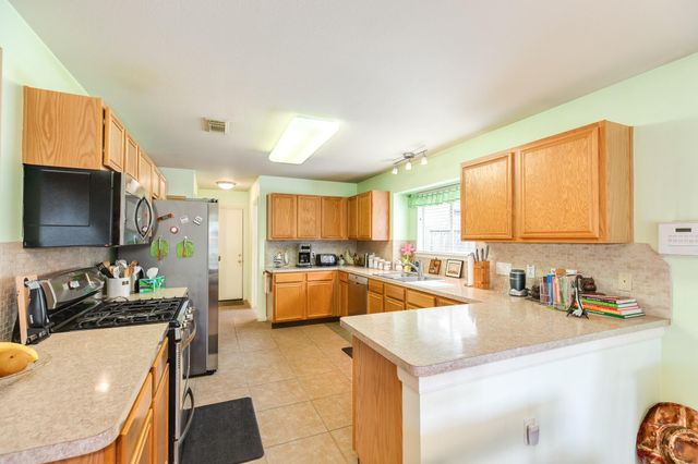 3722 S Peach Hollow Circle, Pearland, TX 77584