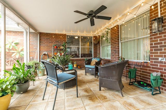 3722 S Peach Hollow Circle, Pearland, TX 77584