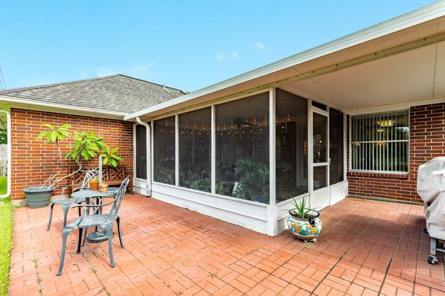 3722 S Peach Hollow Circle, Pearland, TX 77584
