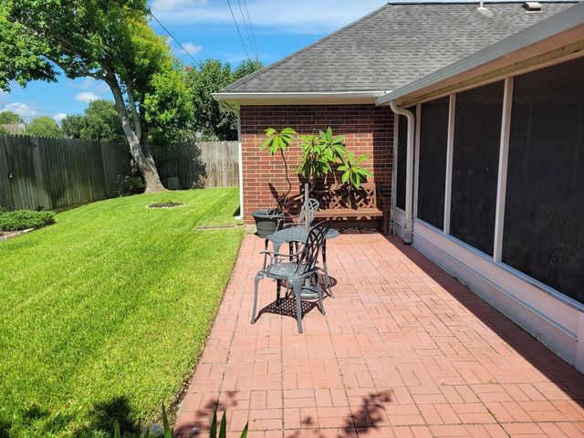 3722 S Peach Hollow Circle, Pearland, TX 77584