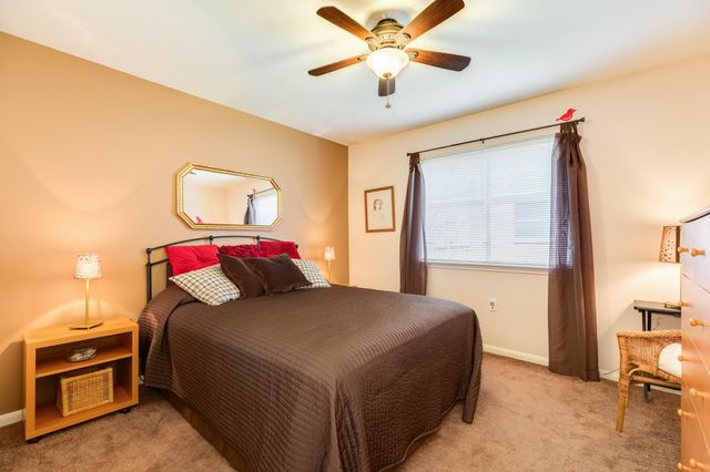 3722 S Peach Hollow Circle, Pearland, TX 77584