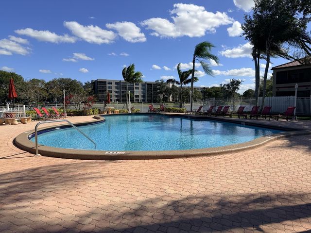 11509 NW 10th St 11509, Pembroke Pines, FL 33026