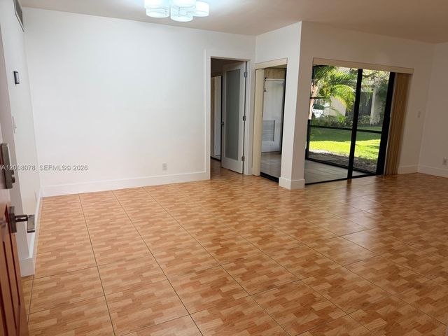 11509 NW 10th St 11509, Pembroke Pines, FL 33026