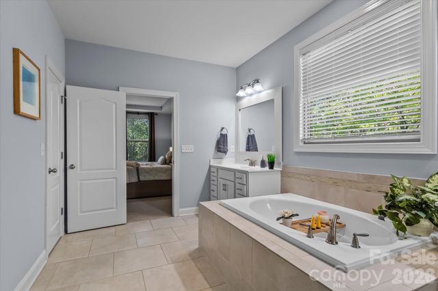 111 Abbeville Lane, Mooresville, NC 28117