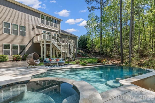 111 Abbeville Lane, Mooresville, NC 28117