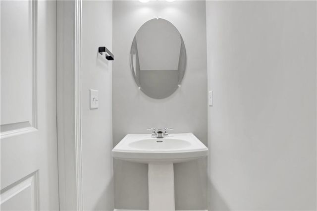 1954 Sanford NW Drive, Atlanta, GA 30318