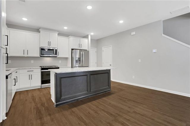 1954 Sanford NW Drive, Atlanta, GA 30318