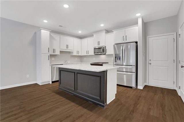 1954 Sanford NW Drive, Atlanta, GA 30318