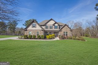 68 Mitchell Farm Drive, Sharpsburg, GA 30277