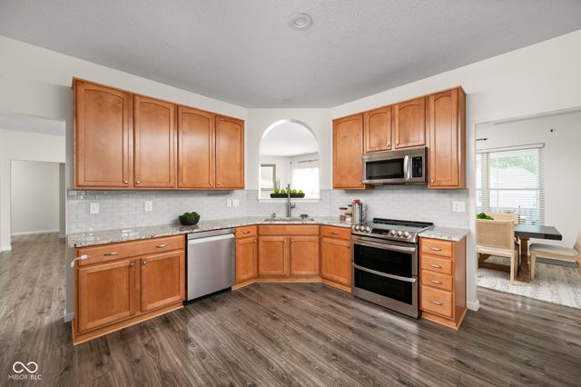 123 Paragon Lane, Westfield, IN 46074