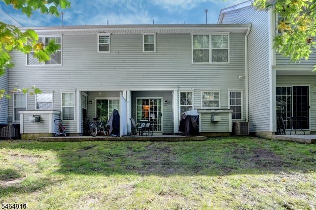 2003 Wendover Dr, Pequannock Twp., NJ 07444