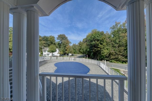 2003 Wendover Dr, Pequannock Twp., NJ 07444