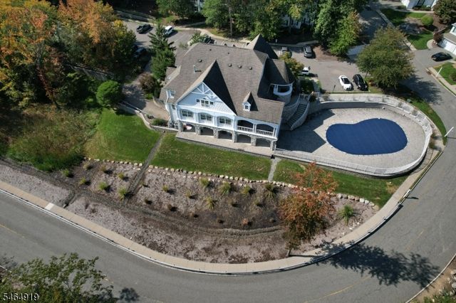 2003 Wendover Dr, Pequannock Twp., NJ 07444