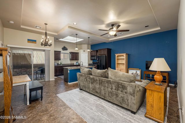 3988 Tayvis Road, Las Cruces, NM 88012