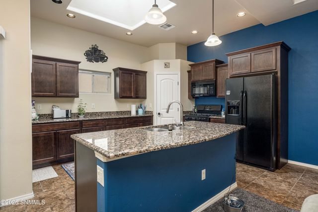 3988 Tayvis Road, Las Cruces, NM 88012