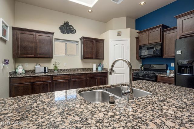 3988 Tayvis Road, Las Cruces, NM 88012