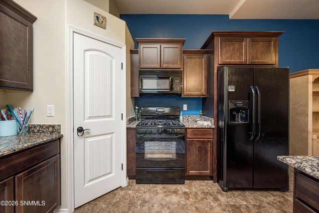 3988 Tayvis Road, Las Cruces, NM 88012