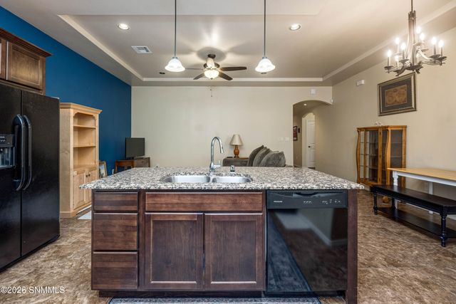 3988 Tayvis Road, Las Cruces, NM 88012