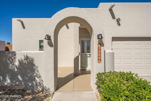 3988 Tayvis Road, Las Cruces, NM 88012