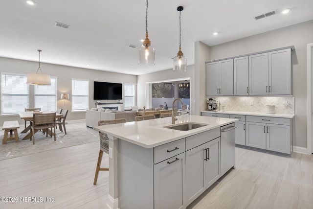 91 WALNUT GLEN Court, St. Johns, FL 32259