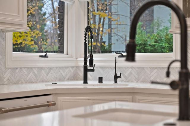 8060 Shelborne Dr, Granite Bay, CA 95746