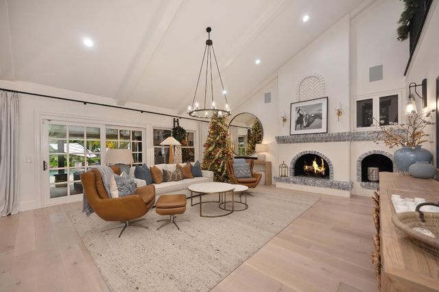 8060 Shelborne Dr, Granite Bay, CA 95746