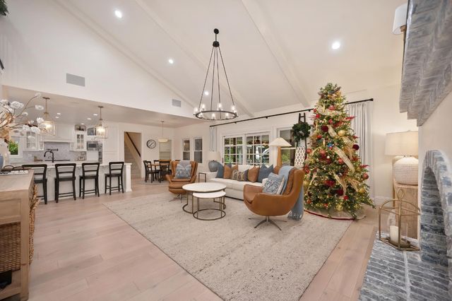 8060 Shelborne Dr, Granite Bay, CA 95746