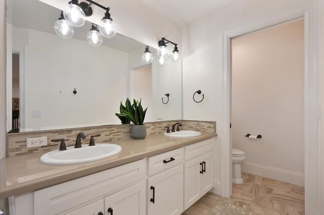 8060 Shelborne Dr, Granite Bay, CA 95746