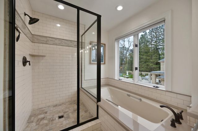 8060 Shelborne Dr, Granite Bay, CA 95746