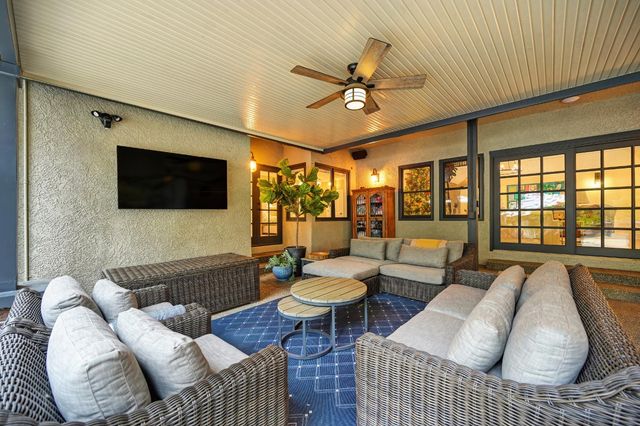 8060 Shelborne Dr, Granite Bay, CA 95746