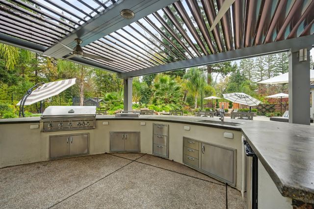 8060 Shelborne Dr, Granite Bay, CA 95746