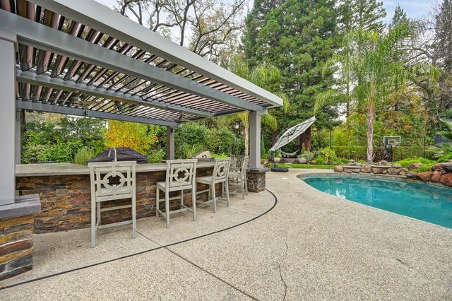 8060 Shelborne Dr, Granite Bay, CA 95746