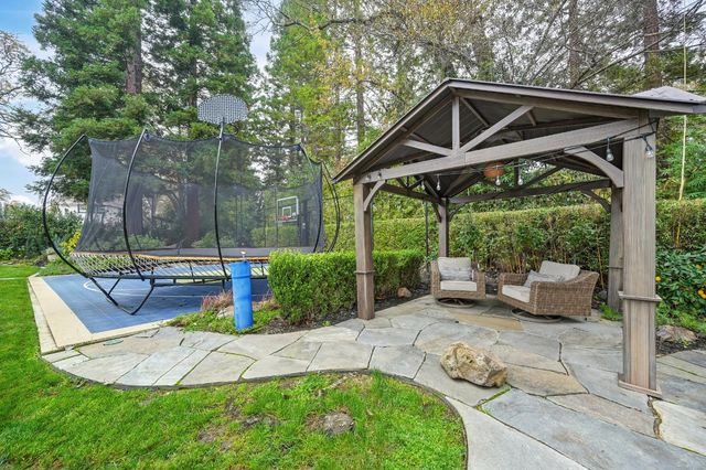 8060 Shelborne Dr, Granite Bay, CA 95746