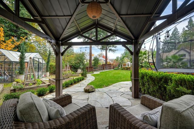 8060 Shelborne Dr, Granite Bay, CA 95746